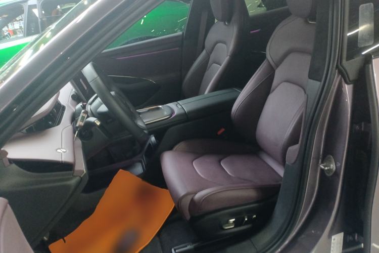 Used  SU7 2024 Four-Wheel Drive Ultra-Long Range Advanced Intelligent Driving Max Edition