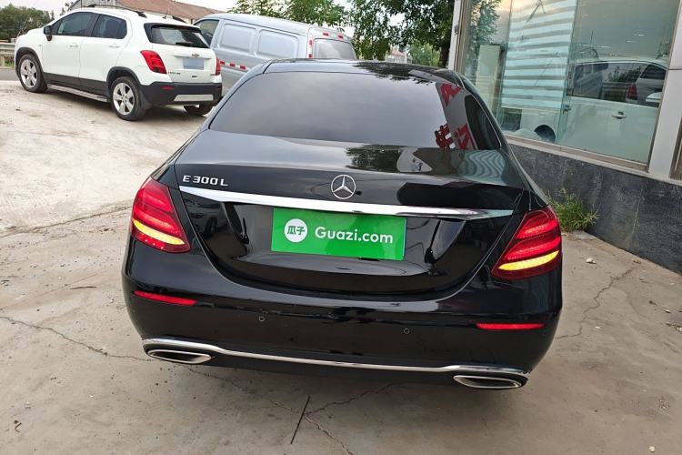 Used Mercedes-Benz E-Class 2020 E 260 L
