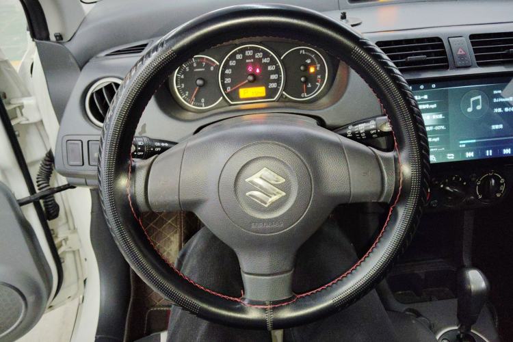 Used Suzuki Swift 2014 1.5L Automatic Fashion Edition
