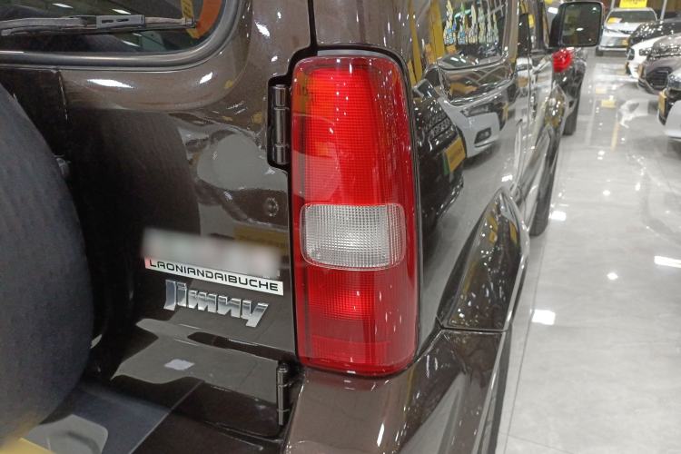 Used Suzuki Jimny 2015 1.3 AT JLX