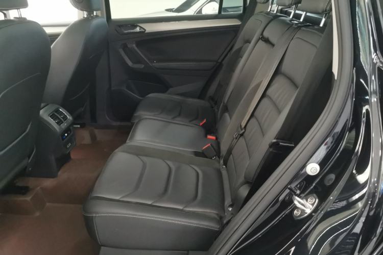 Used Volkswagen Tiguan L 2018 330TSI Automatic Two-Wheel Drive Luxury Edition
