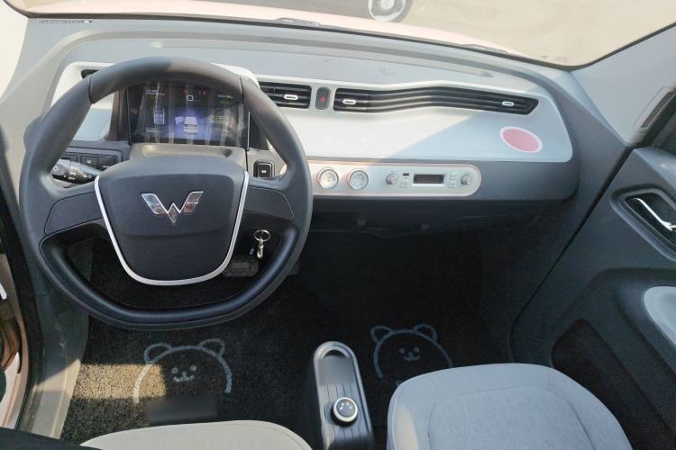 Used Wuling Hongguang MINIEV 2021 Macaron Fashion Model Lithium Iron Phosphate