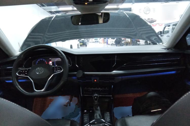 Used Volkswagen Passat 2023 Facelift 330TSI Luxury Edition