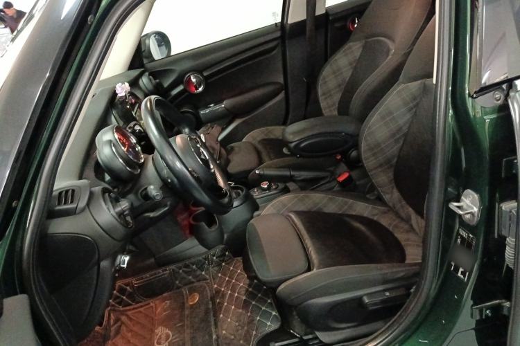 Used  MINI 2016 1.5T COOPER Five-Door Edition
