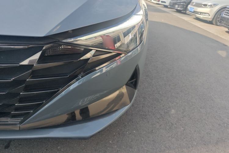 Used Hyundai Elantra 2021 1.5L CVT LUX Prestige Edition
