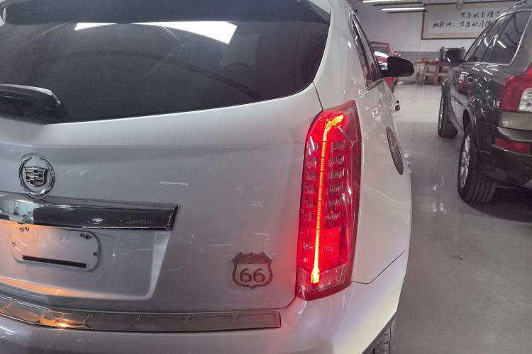 Used Cadillac SRX 2015 3.0L Elite Model
