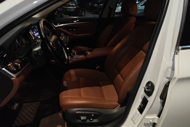 Used BMW 5 Series 2017 525Li Leading Model
