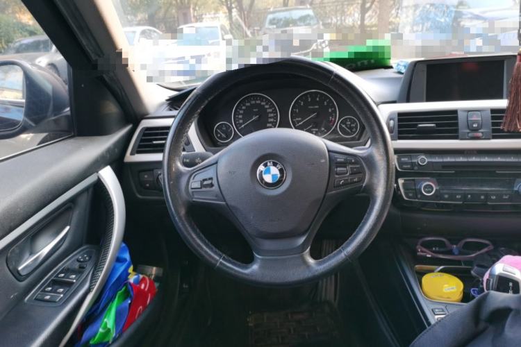 Used BMW 3 Series 2016 320Li Ambition Model
