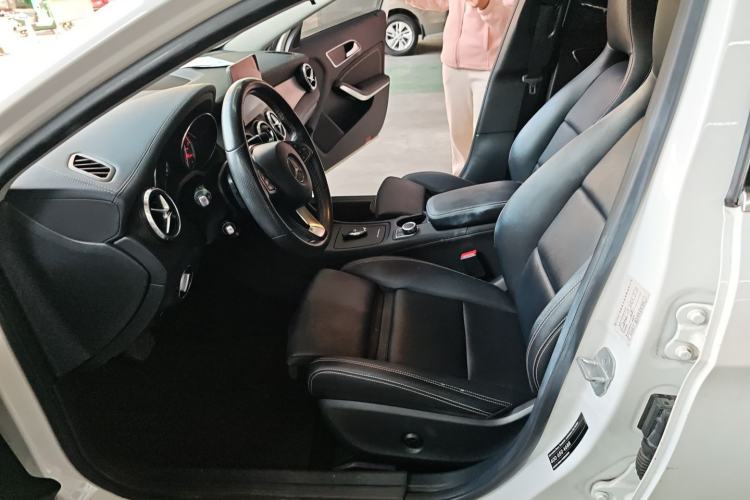 Used Mercedes-Benz GLA 2016 GLA 200 Fashion Model