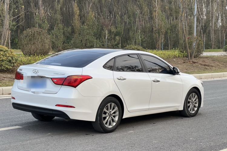 Used Hyundai Mistra 2014 1.8L Automatic Smart GLS