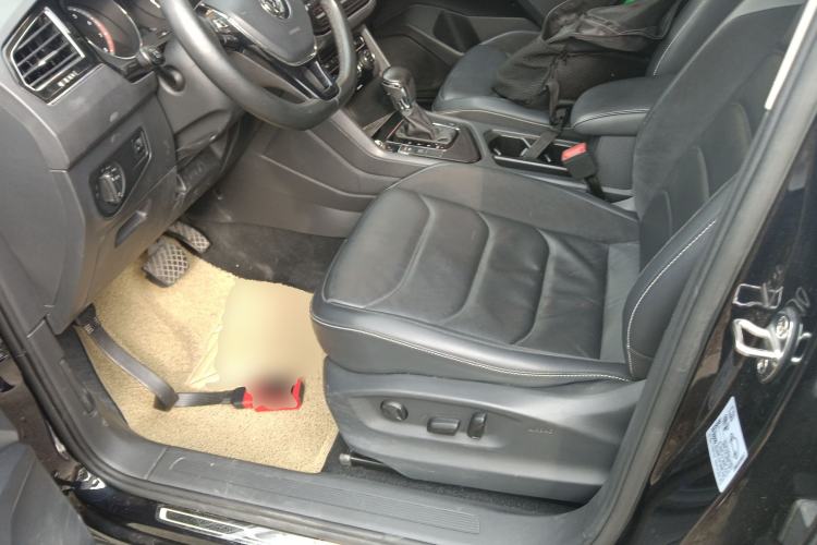 Used Volkswagen Tiguan L 2018 330TSI Automatic Two-Wheel Drive Luxury Edition