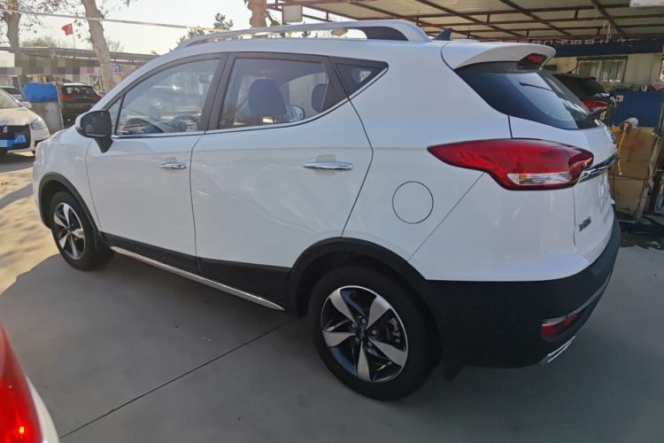 Used  Refine S3 2017 1.6L Manual Luxury Smart Model
