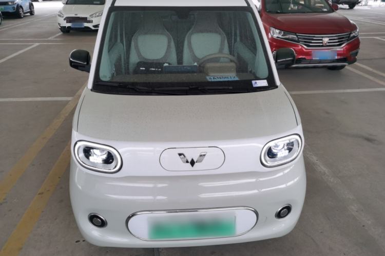 Used Wuling Hongguang MINIEV 2024 3rd Generation 215km Advanced Version