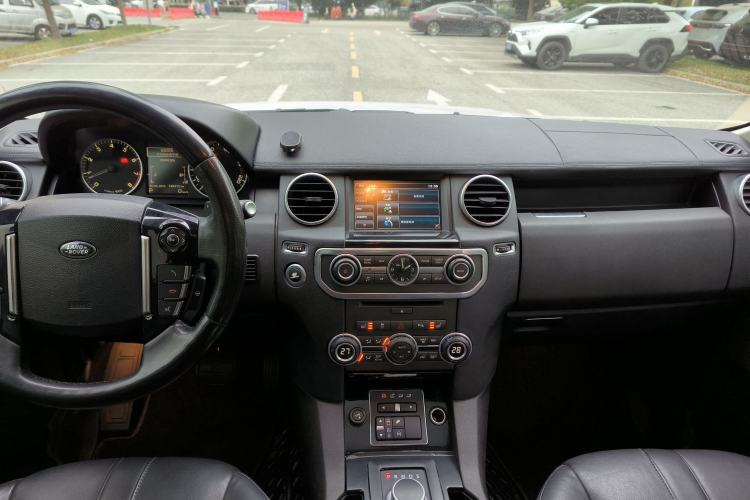 Used Land Rover Discovery 2014 3.0 SC V6 HSE
