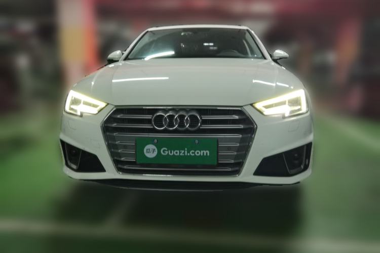 Used Audi A4L 2019 40 TFSI Fashion Edition China VI Emission Standard
