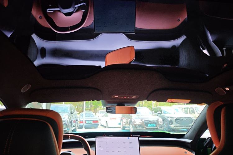 Used  YU7 2025 Ultra-Long Range High-Performance All-Wheel-Drive Max Edition