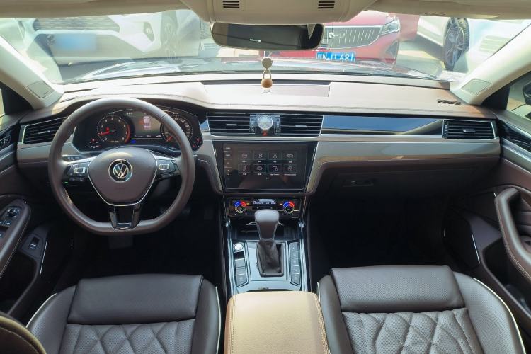 Used Volkswagen Phideon 2021 380TSI Luxury Edition
