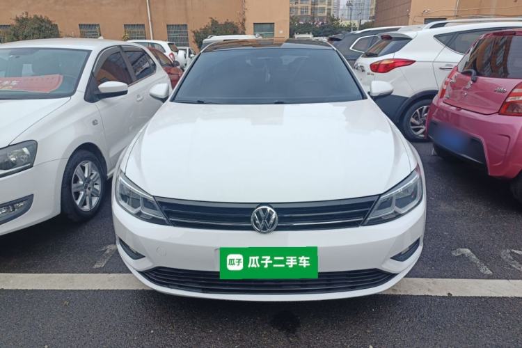 Used Volkswagen Lamando 2017 230TSI DSG Fashion Edition
