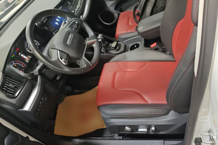 Used Haval H2s 2018 Red-Label 1.5T Dual-Clutch ZhiShang Model