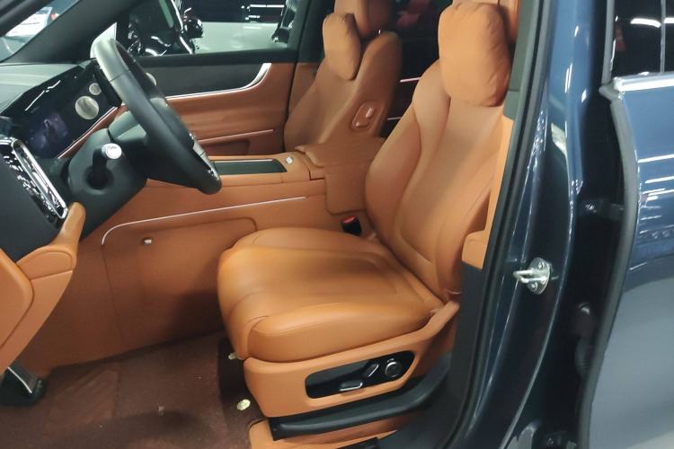 Used Hima AITO M9 2024 Range-Extended Ultra Version 42 kWh 6-Seater Model
