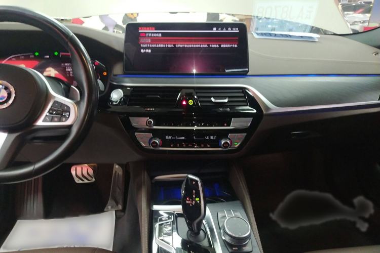 Used BMW 5 Series 2021 530Li Leading Model M Sport Package