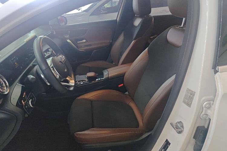 Used Mercedes-Benz A-Class 2022 A 200 L Sport Sedan Fashion Model
