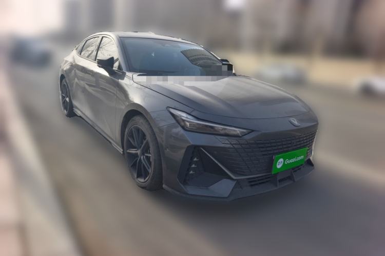 Used Changan UNI-V 2022 1.5T Smart Navigation Version
