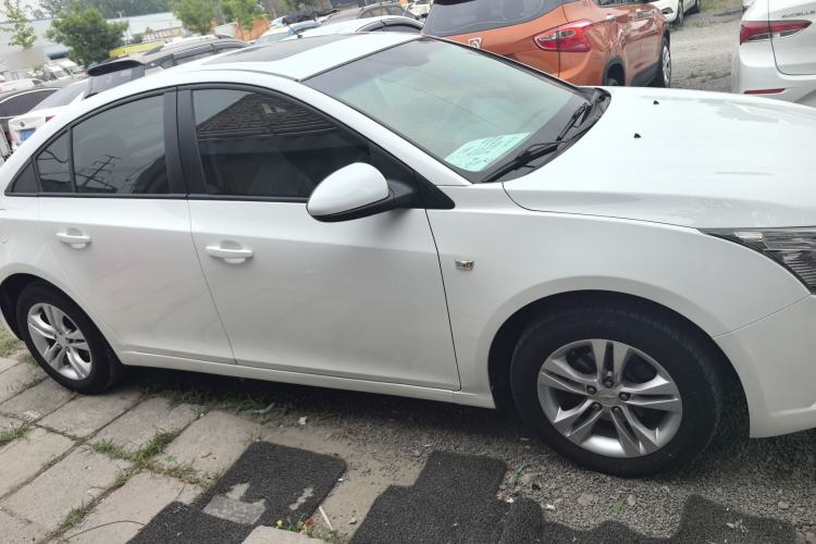Used Chevrolet Cruze 2015 1.5L Classic SE AT
