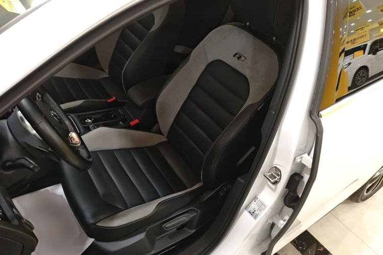 Used Volkswagen Golf 2020 Charming Edition 280TSI DSG R-Line