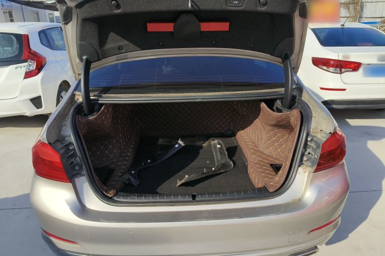 Used BMW 5 Series 2020 525Li Luxury Package
