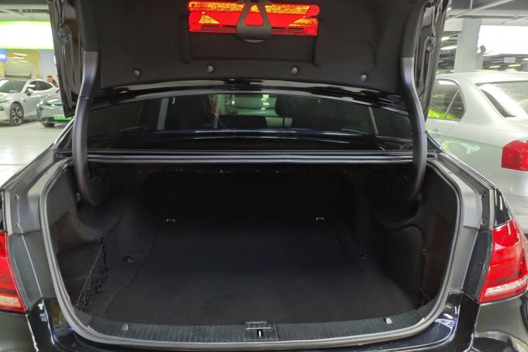 Used Mercedes-Benz E-Class 2015 Revised E 260 L
