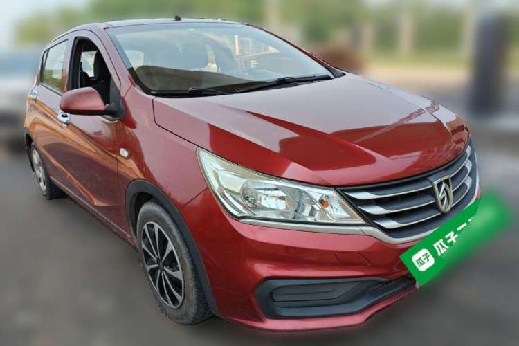 Used Baojun 310 2016 1.2L manual Comfort trim level
