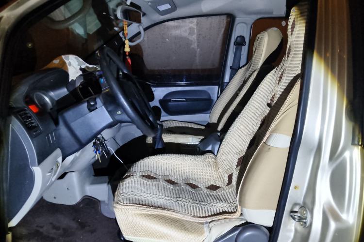 Used FORTHING Lingzhi 2015 M3 1.6L 7-Seater Comfort Model
