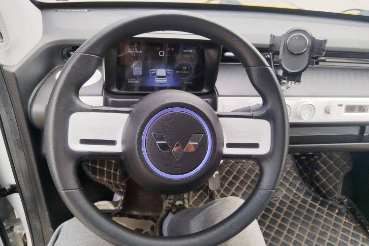 Used Wuling Hongguang MINIEV 2022 GAMEBOY 200km Gaming Edition with Lithium Iron Phosphate
