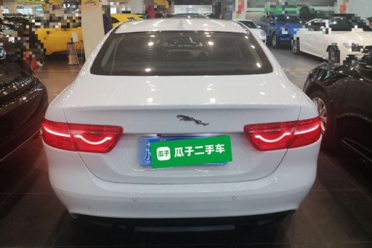 Used Jaguar XE 2015 2.0T 240 PS R-Sport
