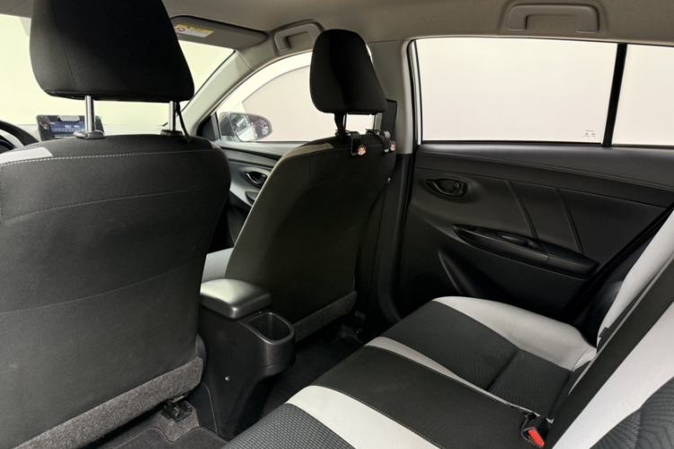 Used Toyota YARiS L 2020 1.5L CVT Leading Edition
