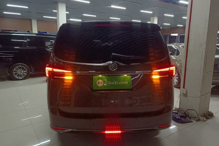 Used Buick GL8 2023 Land Executive Class Comfort Model