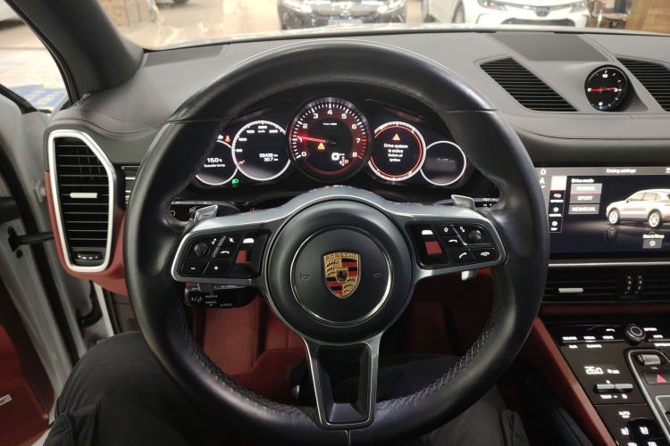 Used Porsche Cayenne 2021 3.0T U.S. specification
