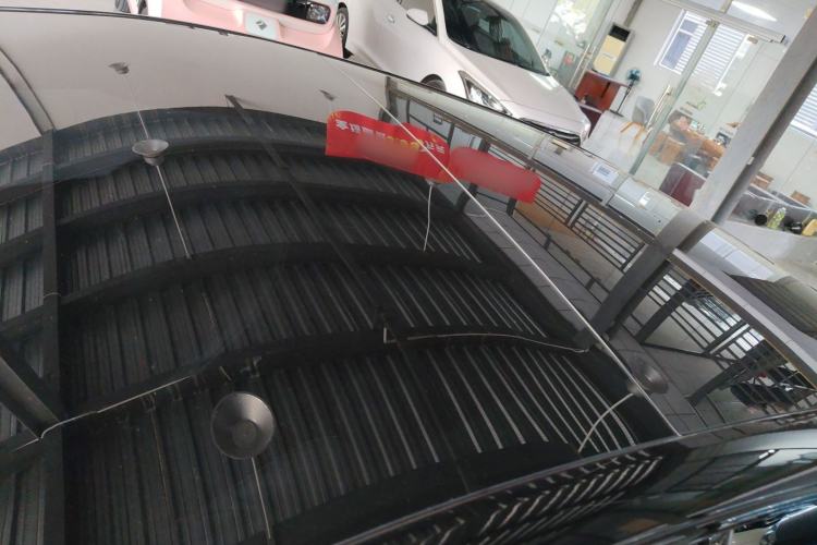 Used  12 2025 Ultra Extended-Range Edition
