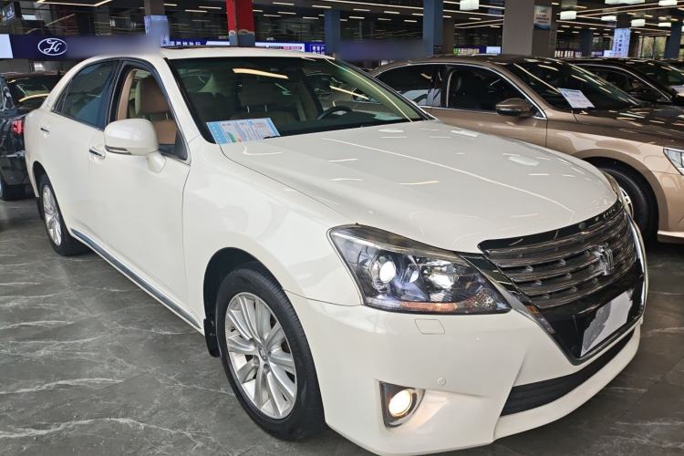 Used Toyota Crown 2012 2.5L Royal Navigation Edition

