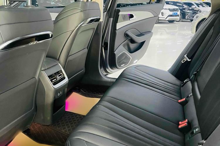 Used Hongqi H5 2023 1.5T DCT Smart Connect Flagship Edition
