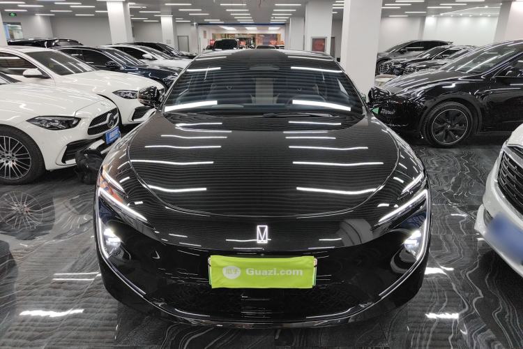 Used  12 2025 Ultra Extended-Range Edition
