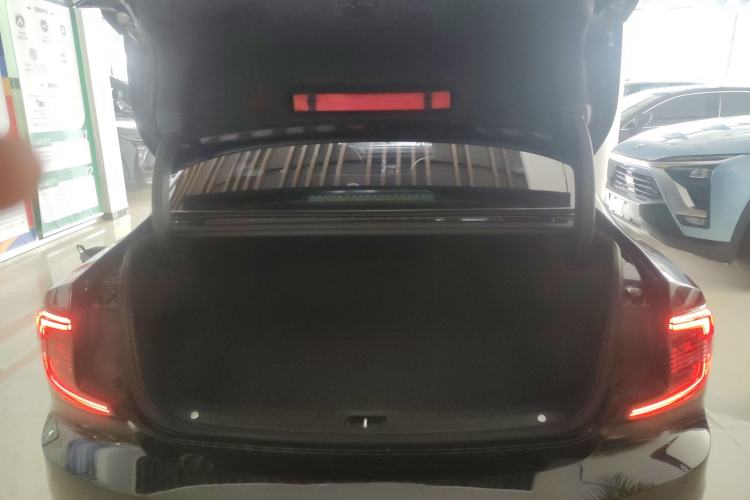 Used Volvo S90 2022 B5 Zhiyi Luxury Edition
