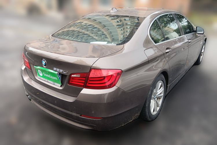 Used BMW 5 Series 2013 525Li Leading Model
