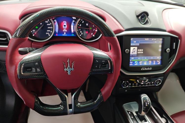 Used Maserati Ghibli 2014 3.0T Standard Edition
