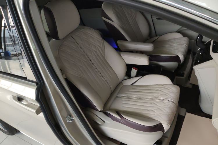 Used Buick GL8 2023 ES Lu Zun Comfort Model
