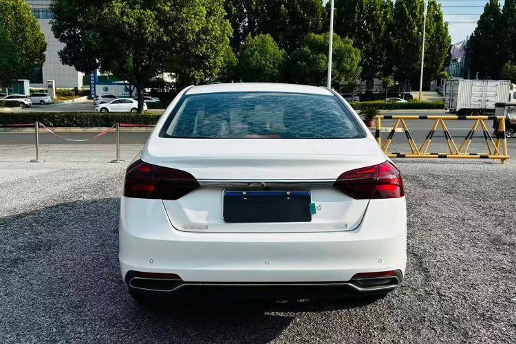 Used Geely Auto Emgrand 2019 Leading Edition 1.5L CVT Luxury Model China VI Standard
