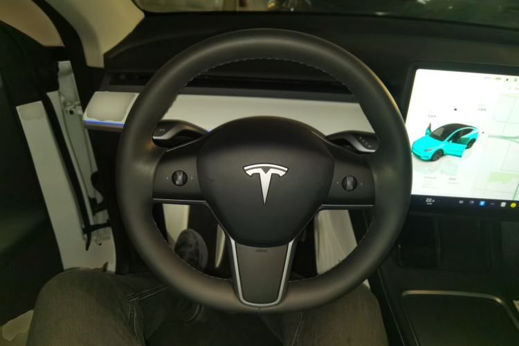Used Tesla Model Y 2024 Rear-Wheel-Drive Version

