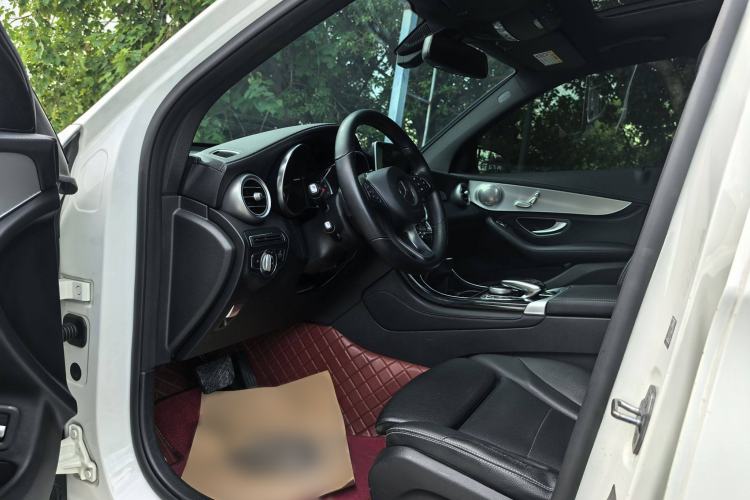 Used Mercedes-Benz GLC 2019 GLC 200 L 4MATIC
