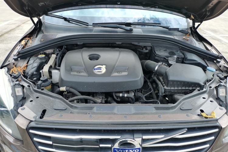 Used Volvo XC60 2015 T5 Zhiya Edition
